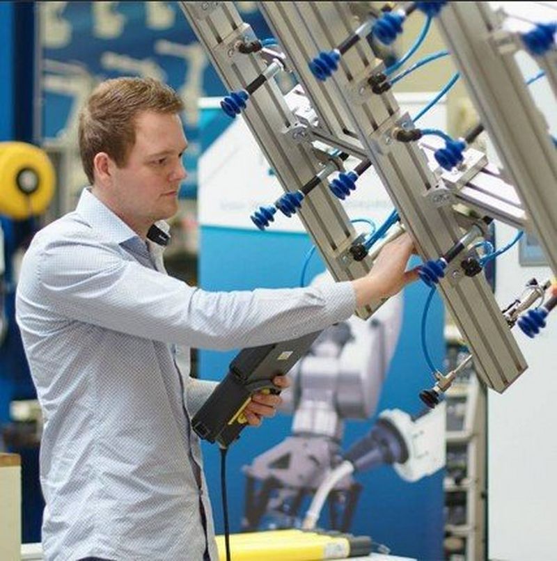 Elwee Special Promotions