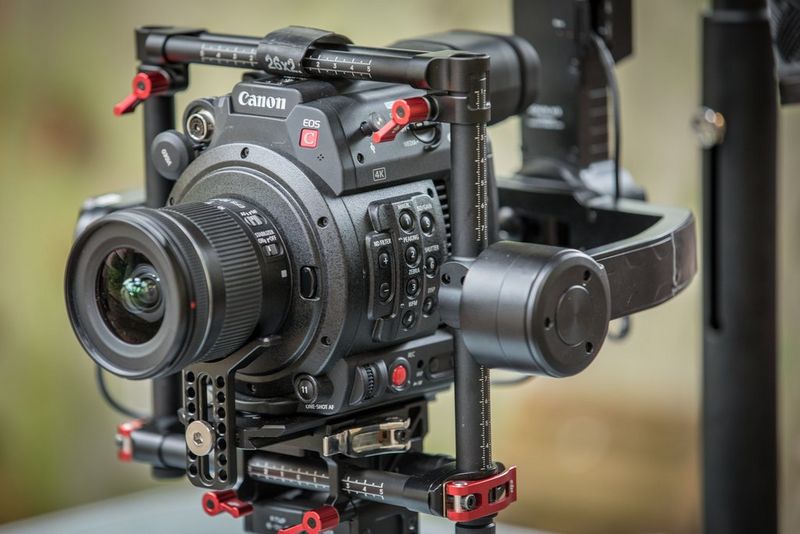 The EOS C200 cine camera rigged in a gimbal. 