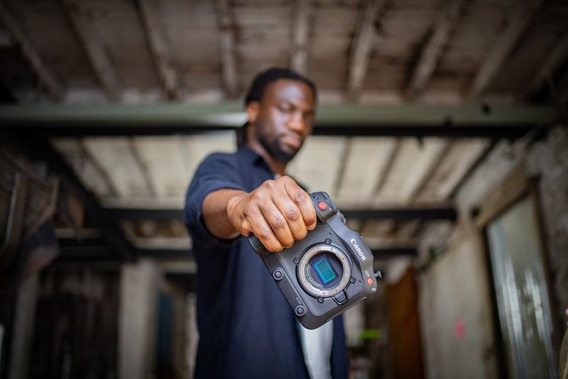 Montura RF. Viitorul imaginii