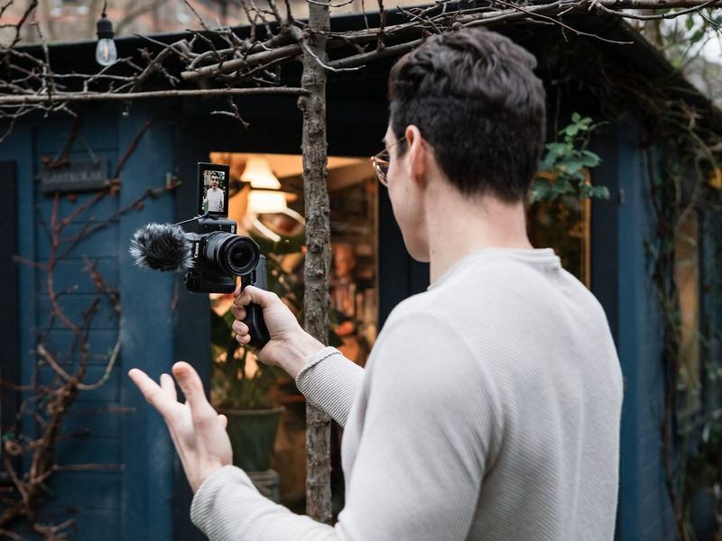                                    Connectez et partagez                         