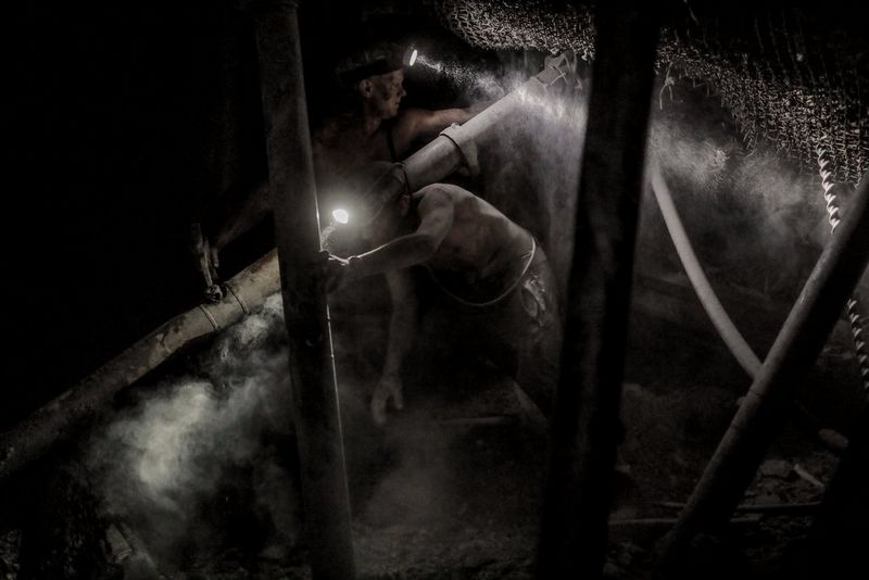 
       
       Zeer gevoelig bij weinig licht
     
     