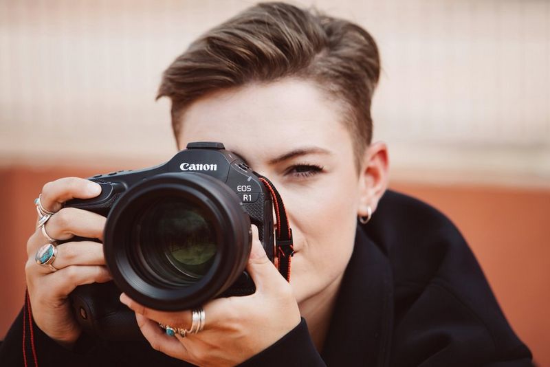 Canon EOS R1
