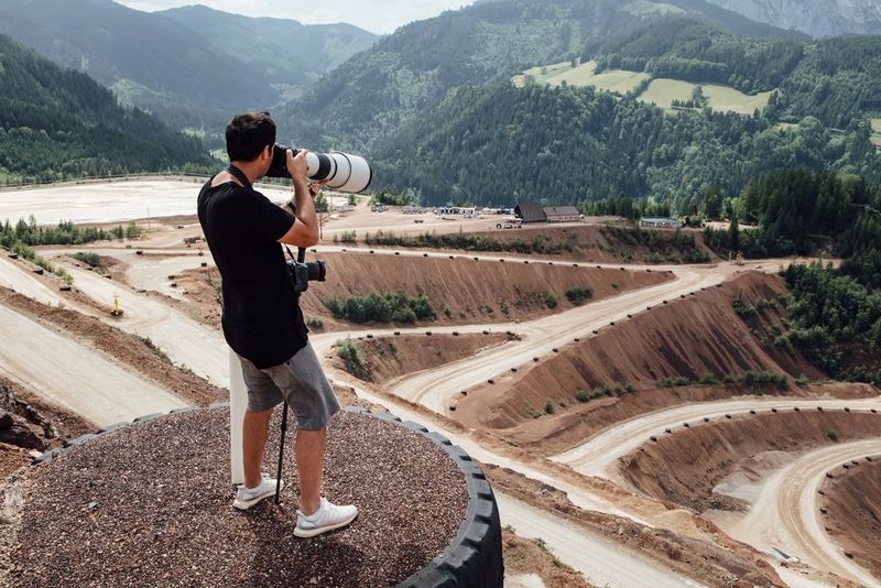 "Richt de lens in de juiste richting en de rest wordt voor je gedaan."