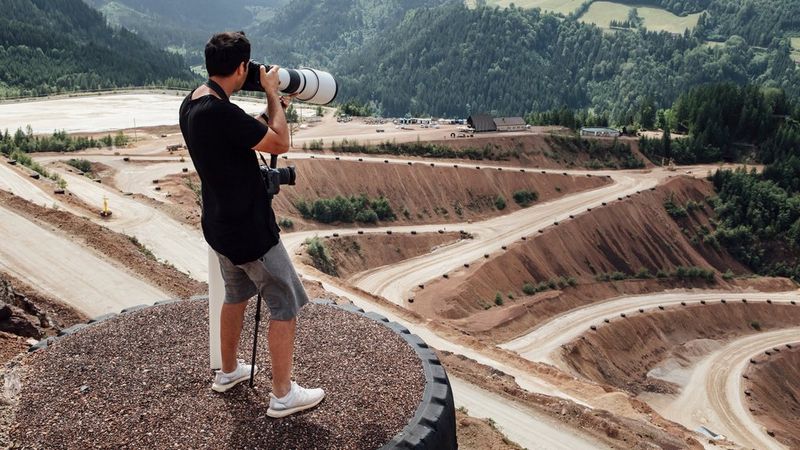 Život v rýchlom jazdnom pruhu pomocou super-telefotografických objektívov od spoločnosti Canon