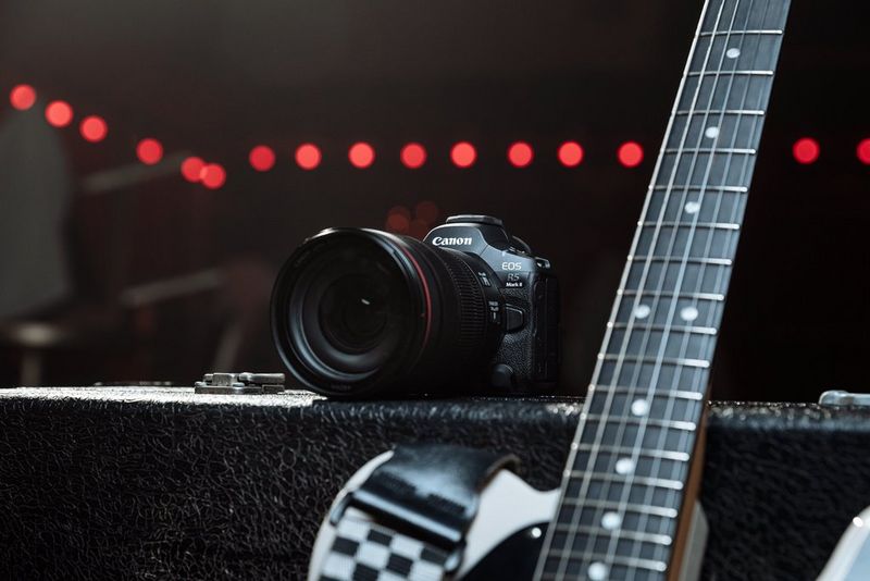 Canon EOS R50