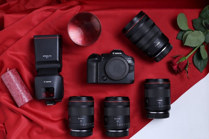 A Canon EOS R6 Mark III with a Speedlite EL-1 flash an a number of Canon RF lenses.