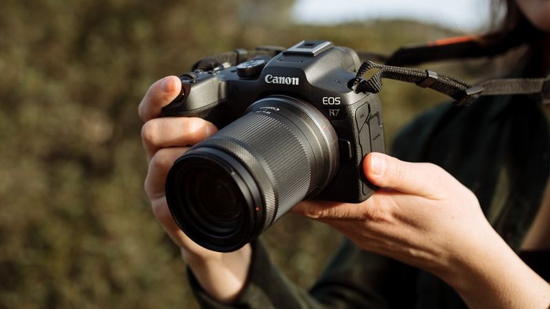 Fotoaparati bez zrcala