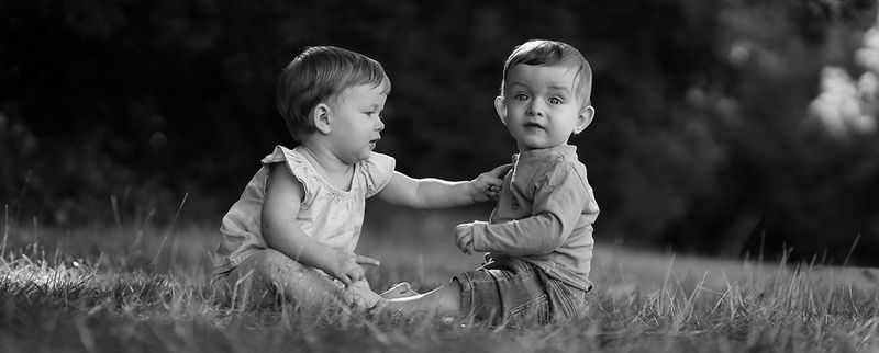 Бойжеткен саябақта бағанасын шешіп алған.