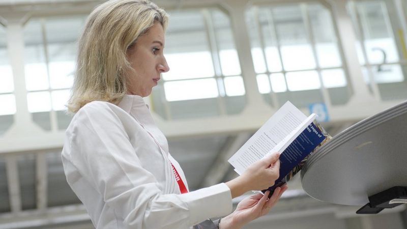 AI Smartbook Solution