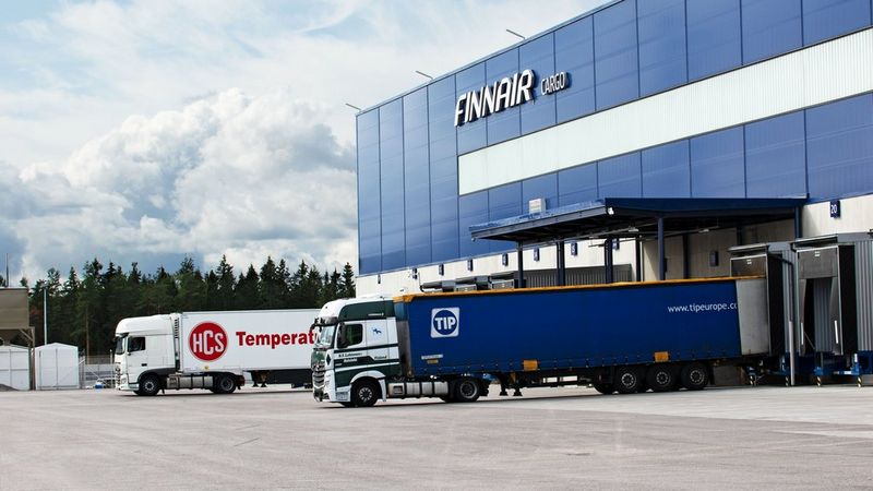 Finnair kehitti asiakaspalvelua skannaus- ja tulostusratkaisujen avulla