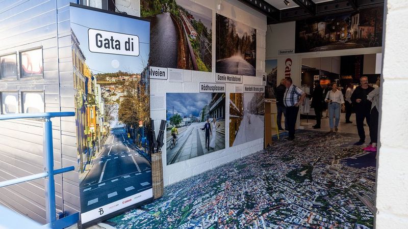 «Gata di», et omfattende fotoprosjekt som dokumenterer alle Oslos gater gjennom tusenvis av bilder. Knut Meiner, mannen bak prosjektet, kalte det beskjedent for et «dusteprosjekt».