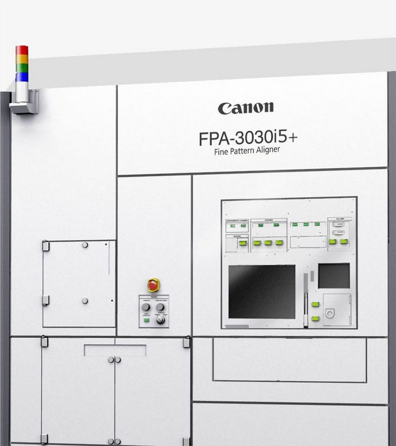 Front view of i-Line lithograph model Canon FPA-3030i5+ 