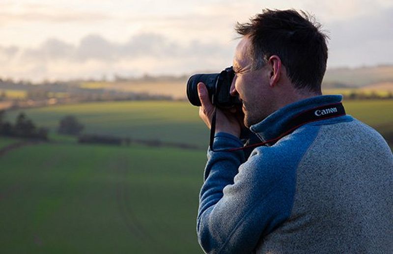 How to shoot landscapes handheld