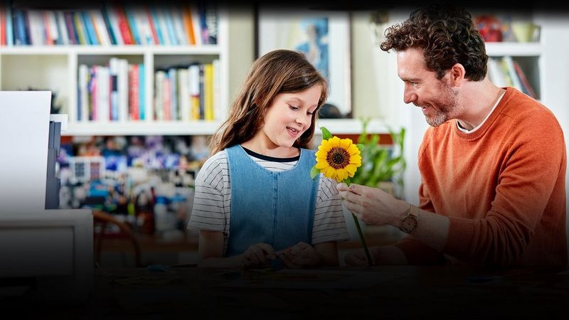 get-inspired-spring-hero-tinted-max-sjsjak-7hkh-3jj3j