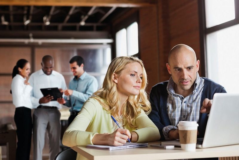 Numérisation des processus de gestion des contrats et des comptes créditeurs