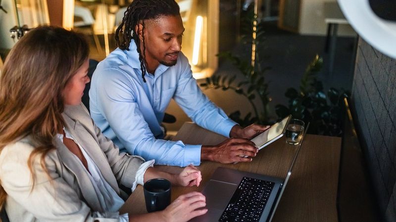 Dalla carta al progresso: come una gestione più intelligente delle informazioni HR può avere un impatto strategico