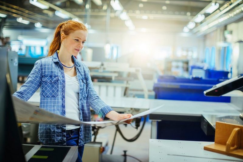 Dokumentaation tulostaminen on kriittinen osa teollisuuden tuotevalmistusta