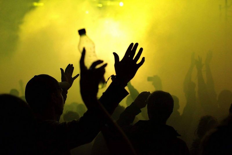 Home Page Mirrorless