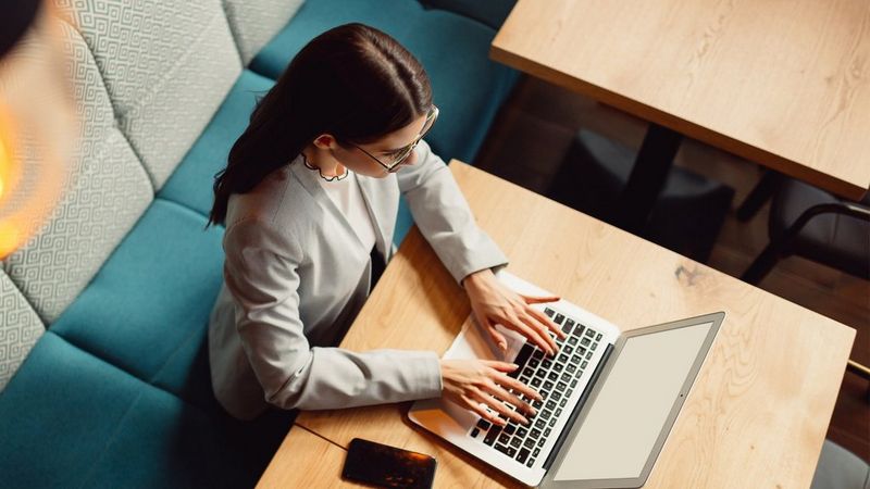 Transformacja biur w Polsce