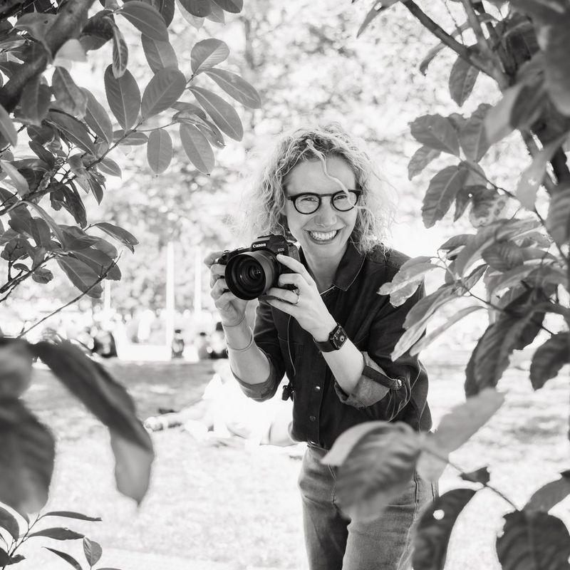 Портрет Хелен Бартлетт, профессионального семейного фотографа и амбассадора Canon из Великобритании