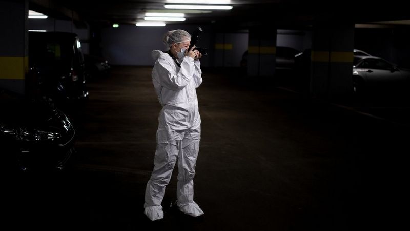 Grit and gifts: How Henk Jan tells stories of two worlds