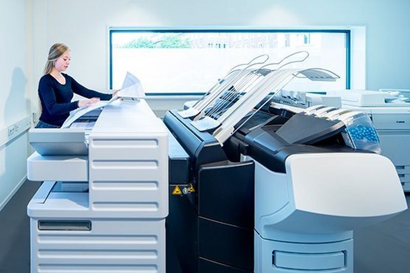 Flexibiliteit en hoge kwaliteit voor de repro van Hurks