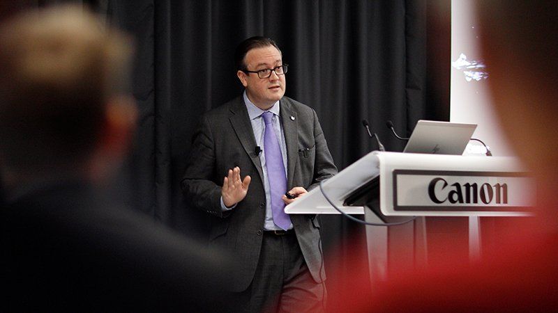 Xander Groenewegen speaking at Canon Global Services engagement event