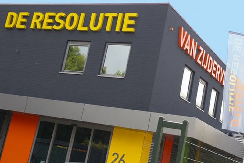 DE RESOLUTIE