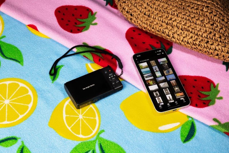 Snadno se připojte, sdílejte a snímejte dálkově