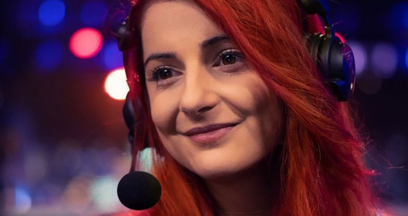 Annie Fuchsia, Twitch streamer and gamer