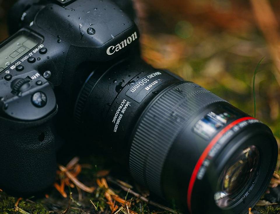 MACRO LENSES