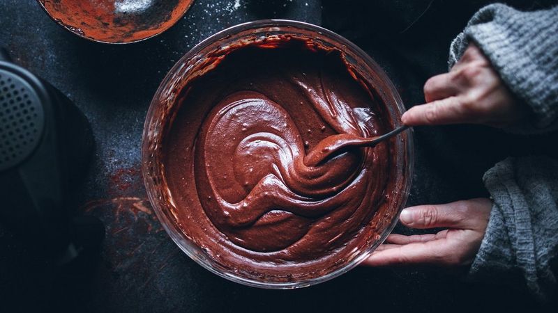 Linda Lomelino chocolate cake dough