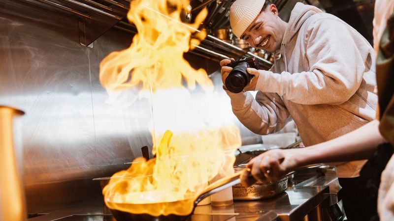 Säästa kuni 200€ valitud kaameratelt ja objektiividelt