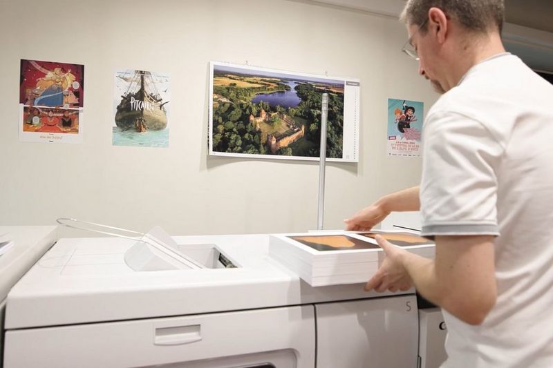 Canon imagePRESS V900 și producția de manga