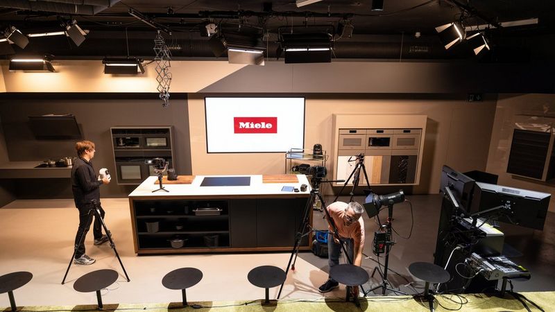 Как кулинарные эксперты Miele стали создавать контент при поддержке Canon