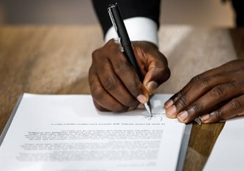 Monochrome makes the world go round