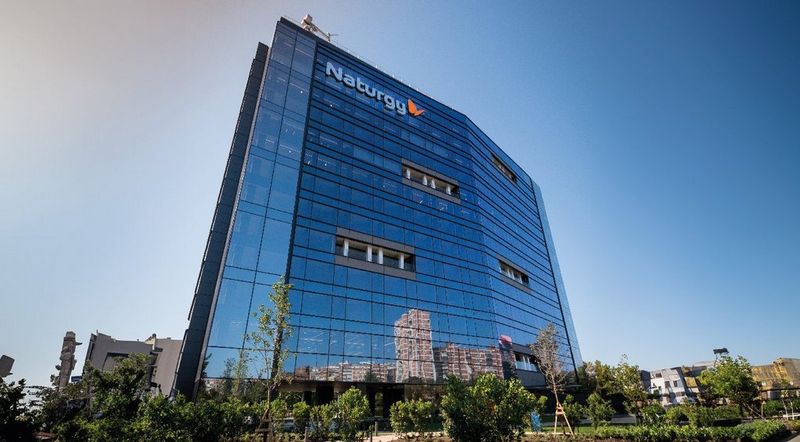 Naturgy mejora la experiencia de empleados con los equipos y soluciones de Canon