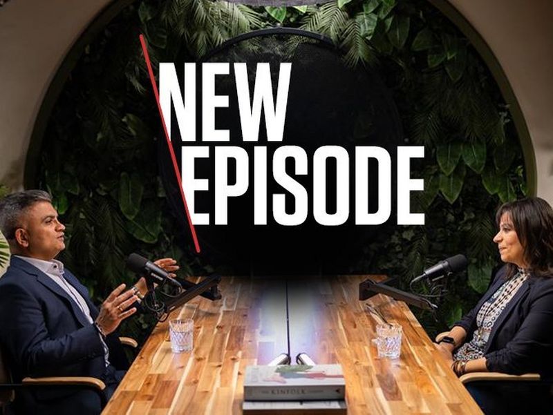 في الاستوديو مع كانون