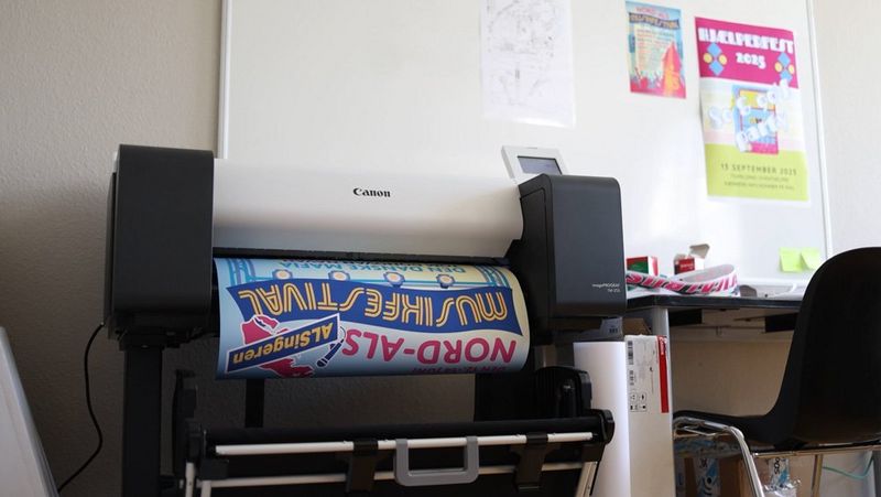 Festivalarrangør skaber god stemning med farverige printløsninger