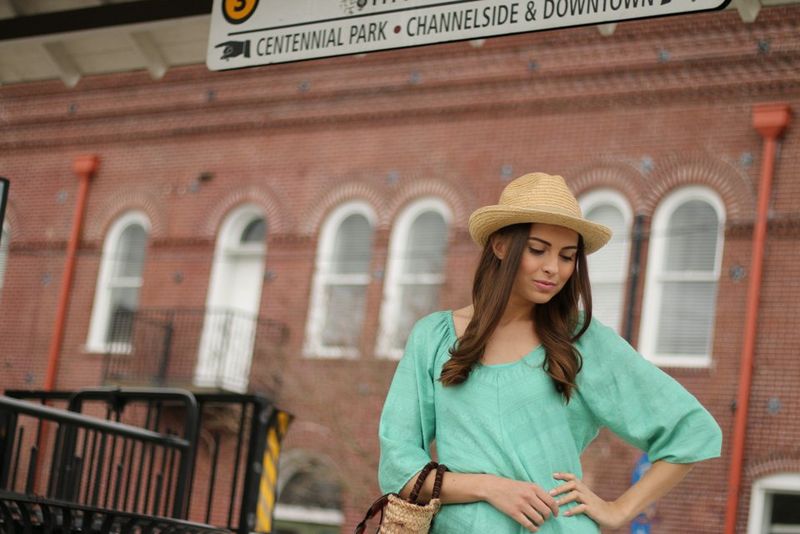 
       
       Для съемки портретов и повседневного использования
     
     