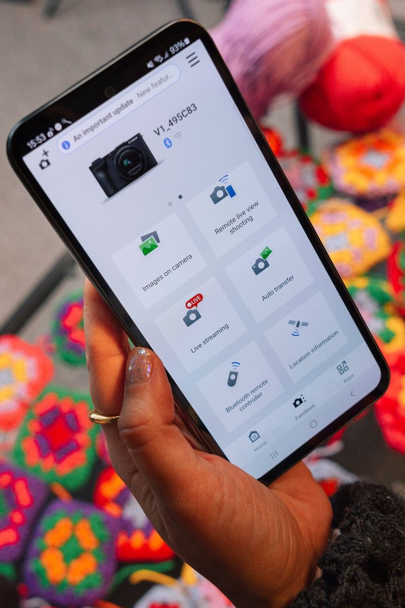 A smartphone screen showing options including live streaming and remote camera control.