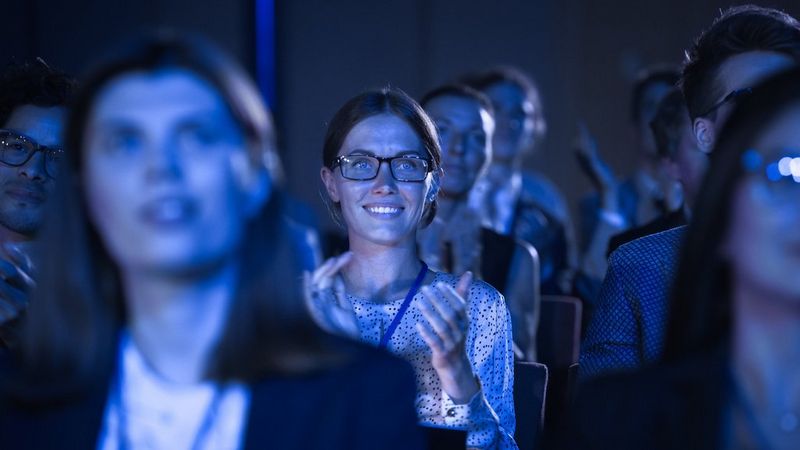 Precise focusing with Hybrid AF