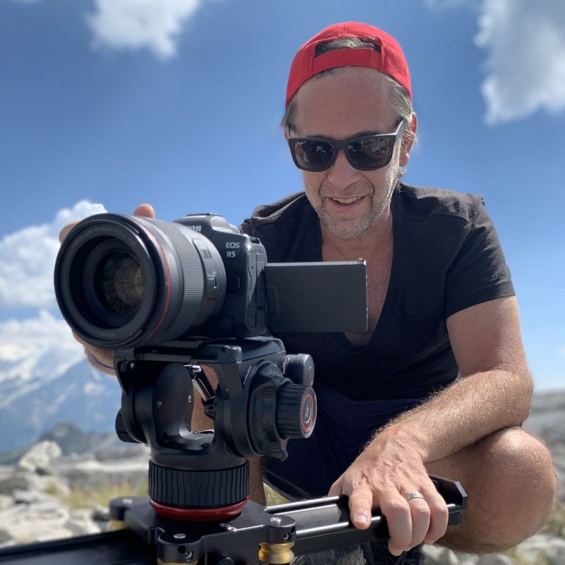 Canon Ambassador Sébastien Devaud filming with a Canon camera.