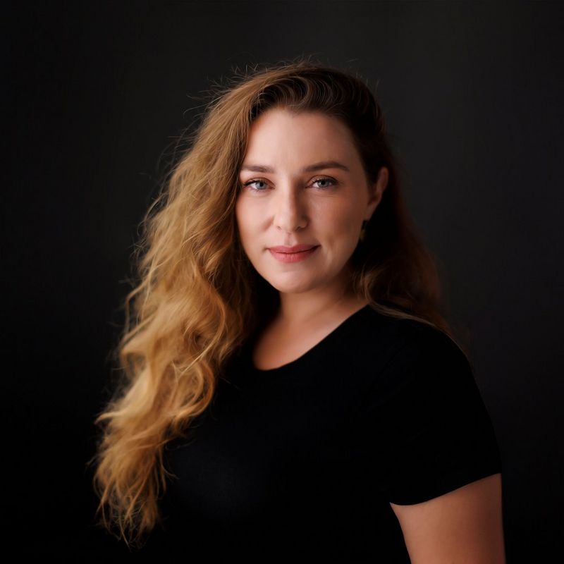 A headshot of Canon Ambassador Tanya Aizikovich. © Yosee Gamzoo Letova