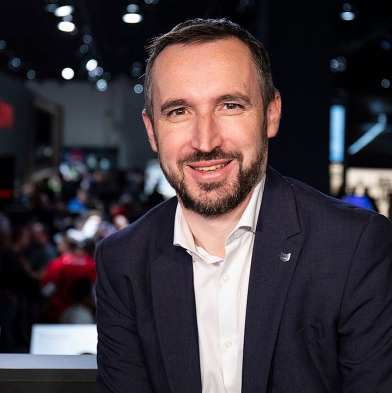 Mike Burnhill, Senior Product Specialist at Canon Europe.