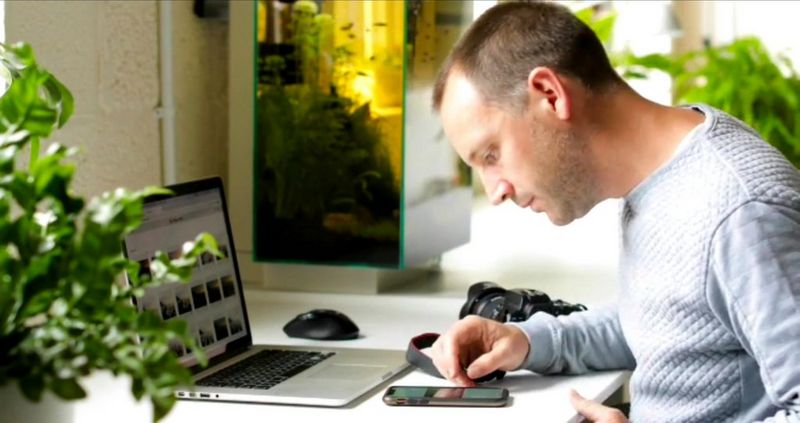 Image.canon verbindt je Canon-camera 				1 			 met de wereld.