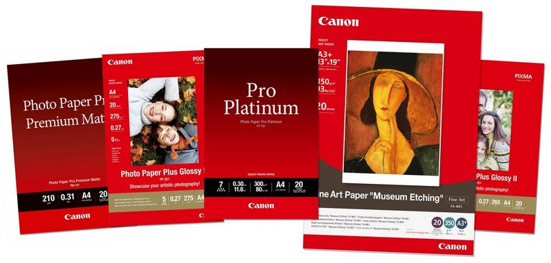 Una selezione di carte fotografiche Canon.