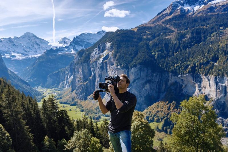 Epic scenery, adrenaline… and "a crazy sport"