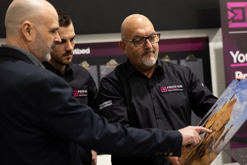 De lat hoger leggen voor grootformaat graphics