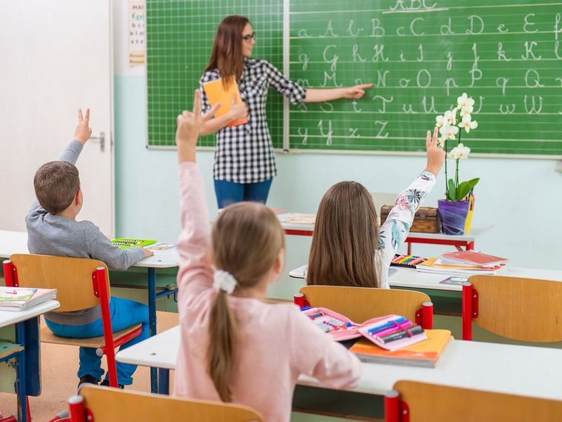 Potřebujete fotoaparát nebo kameru pro vaši školu?